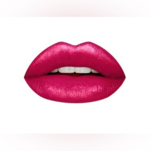 Huda Beauty ‘Passionista’ Demi Matte Cream Lipstick - Picture 2 of 5